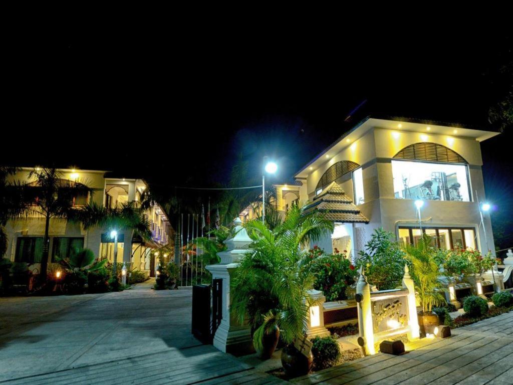 Shwe Taung Tan Hotel - Lake View Munywa Zewnętrze zdjęcie