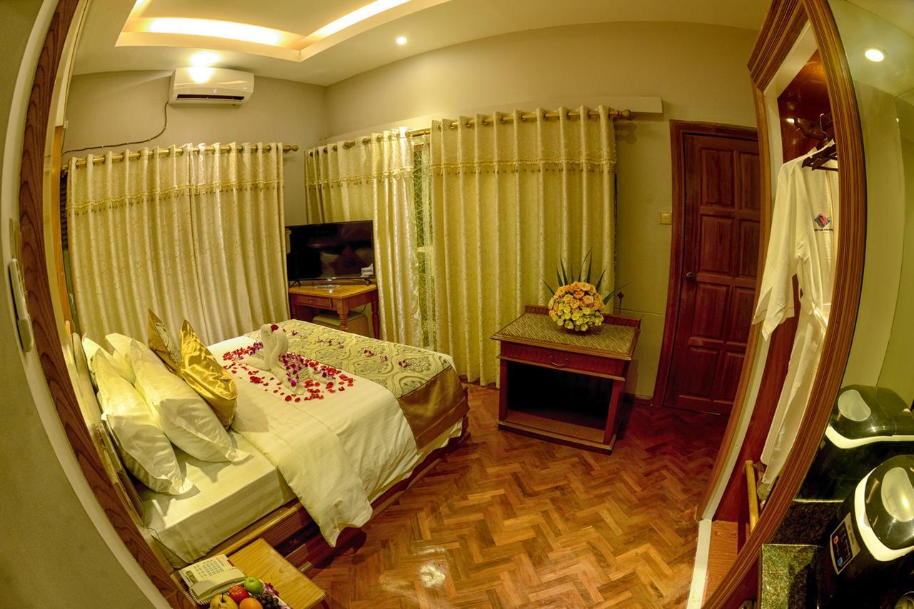 Shwe Taung Tan Hotel - Lake View Munywa Zewnętrze zdjęcie